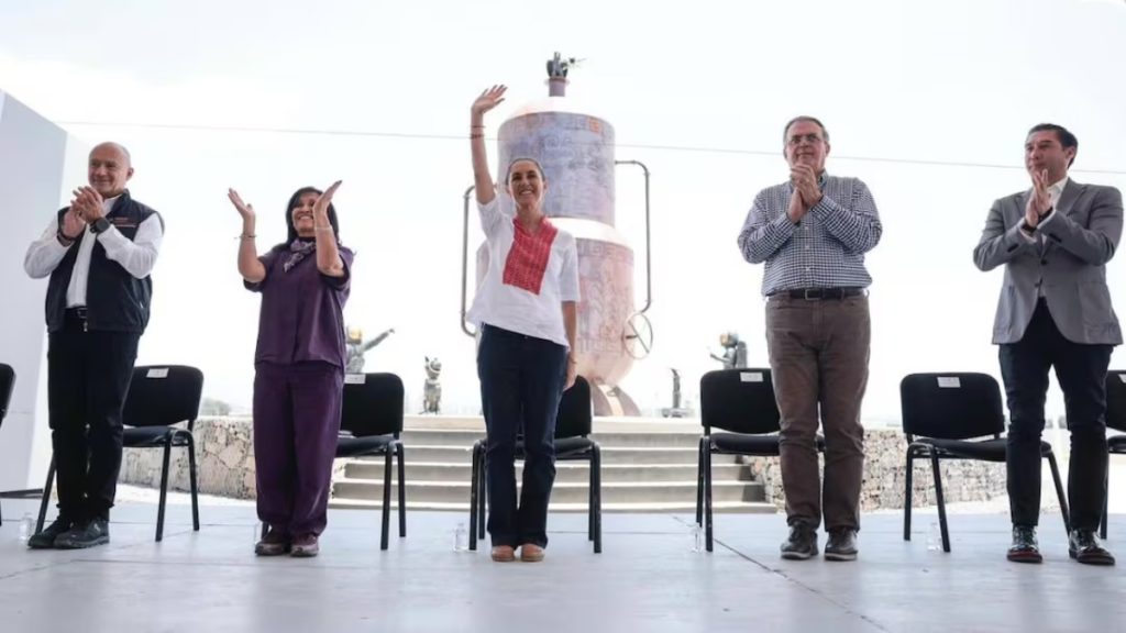 Sheinbaum pide apoyo de la IP