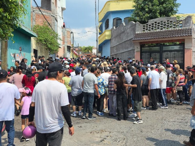 A falta de diablos, ¡agua!: Celebran la tradicional Tortuga en Uriangato