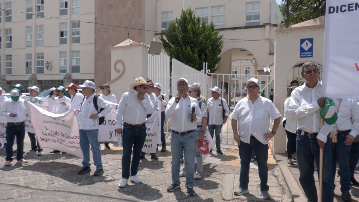 Trabajadores de la CFE 1