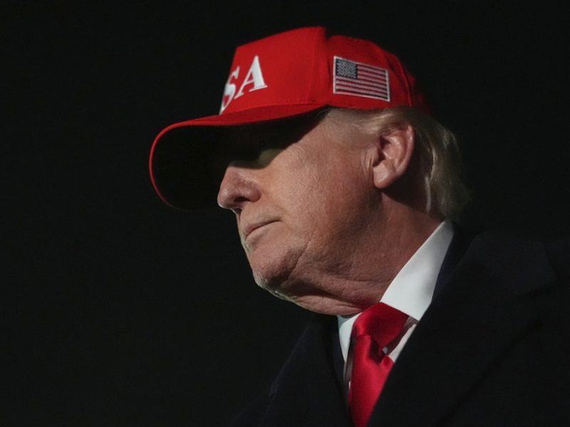 ‘Deje de complacer a la izquierda radical’ Arremete Trump contra Papa León XIV por guerra en Irán