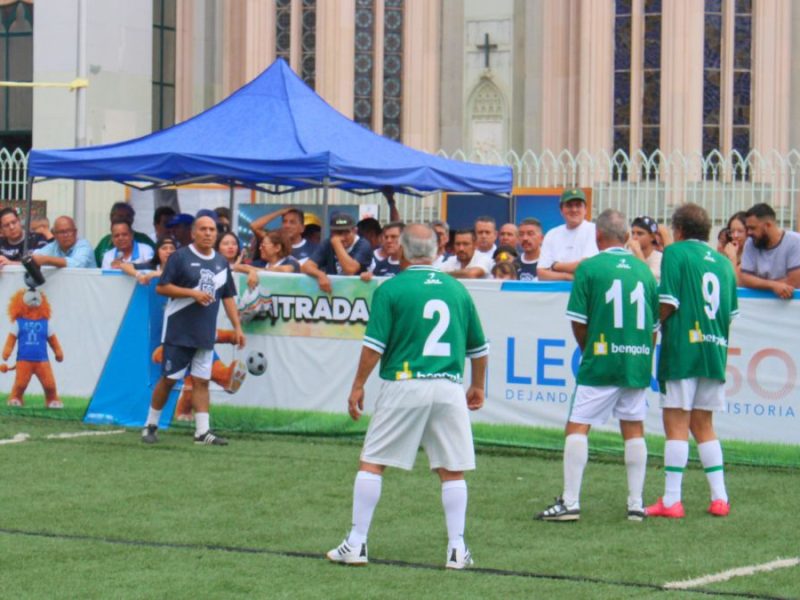 Leyendas de León y Curtidores reviven su histórica rivalidad