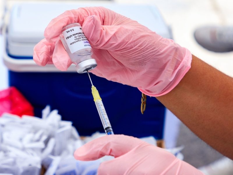 Por alza de contagios del Virus Sincicial Respiratorio, Salud incluye vacuna en esquema básico