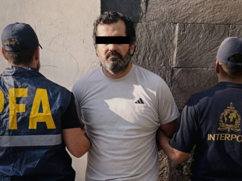 Pide Claudia Sheinbaum deportación de Argentina de Fernando Farías, líder de red de huachicol