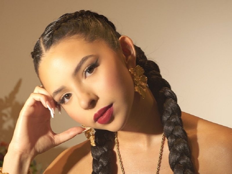 Ángela Aguilar reaparece en redes sociales tras rumores de divorcio de Christian Nodal