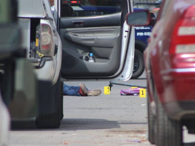 Viajaba en patín eléctrico cuando sicario lo asesinó a balazos en Los Fresnos, Irapuato