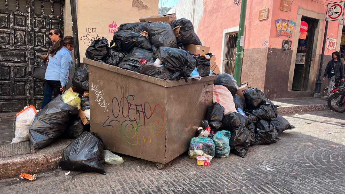 basura oooootra vez