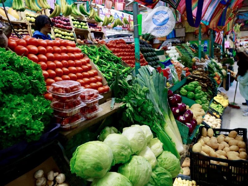 Acelera inflación por tercer mes consecutivo; alcanzan precios de canasta básica máximo en 20 meses