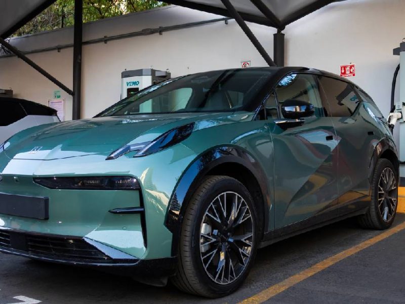 Crece 24.6 % red de recarga para vehículos eléctricos en México