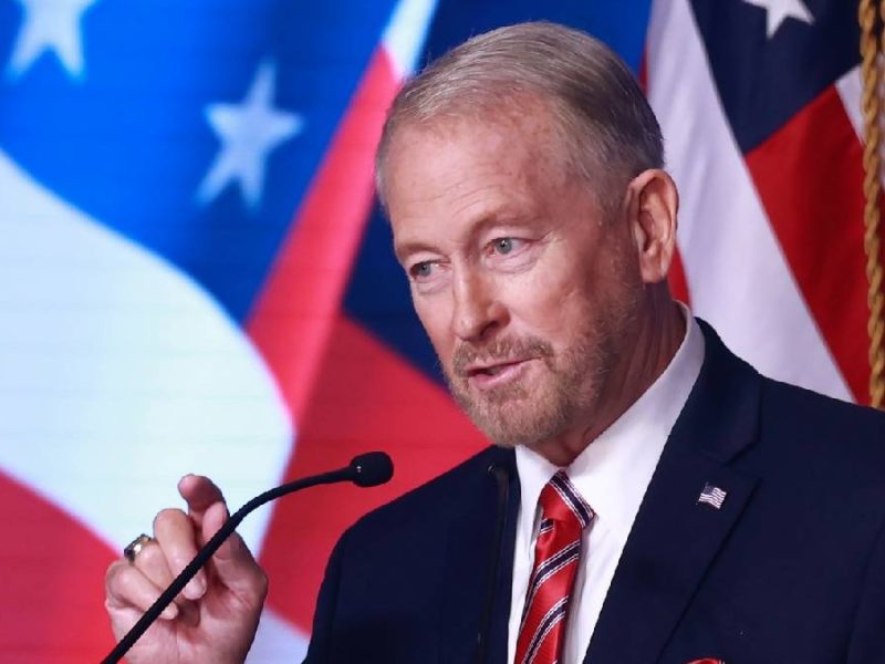 Tras cargos contra Rubén Rocha, EU promete perseguir corrupción criminal