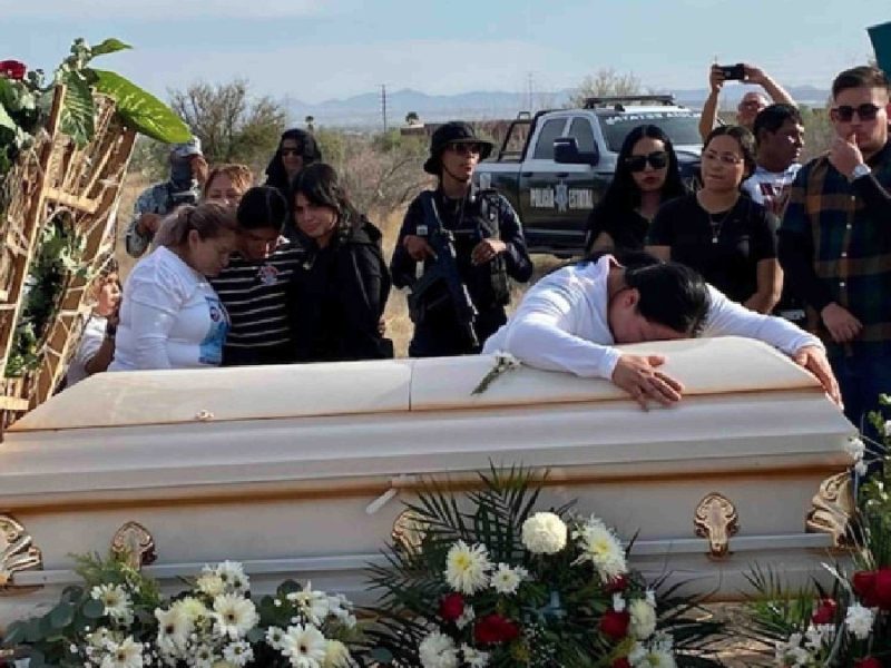 Ceci Flores da el último adiós a su hijo Marco Antonio; la lucha no termina, dijo