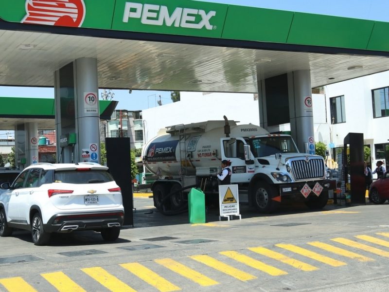 Advierten desabasto de diésel en terminales de Pemex; inventarios caen a niveles críticos en Mazatlán y León