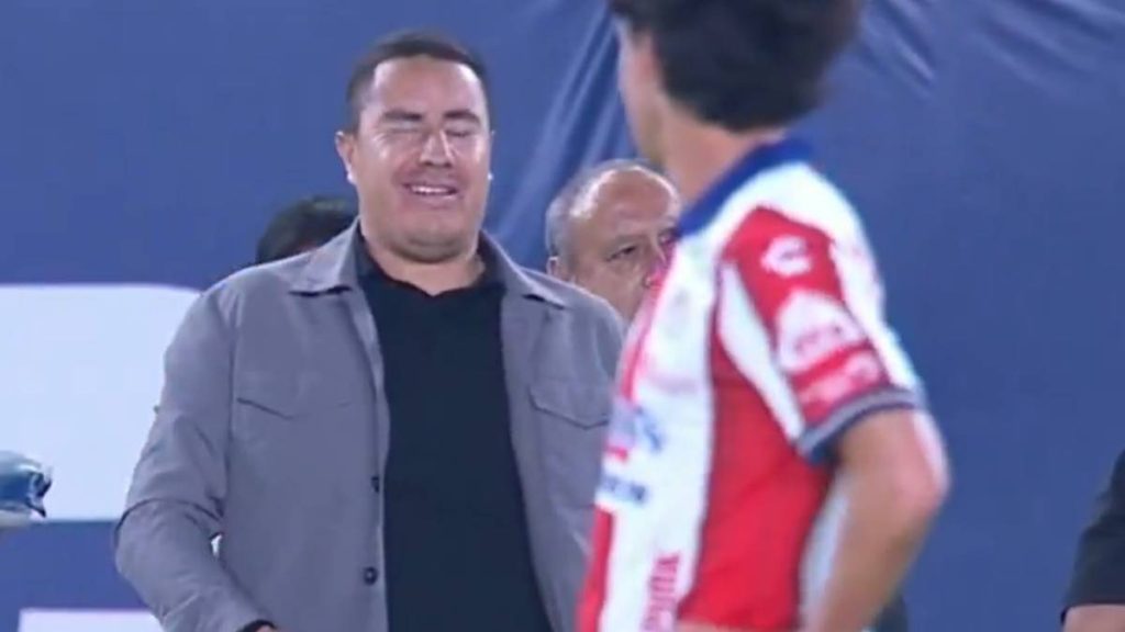 VIDEO: Hasta con guiño incluido, Efraín Juárez y sus Pumas acechan el liderato del C2026 - Captura.