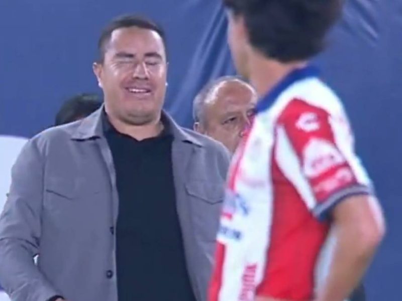 VIDEO: Hasta con guiño incluido, Efraín Juárez y sus Pumas acechan el liderato del C2026