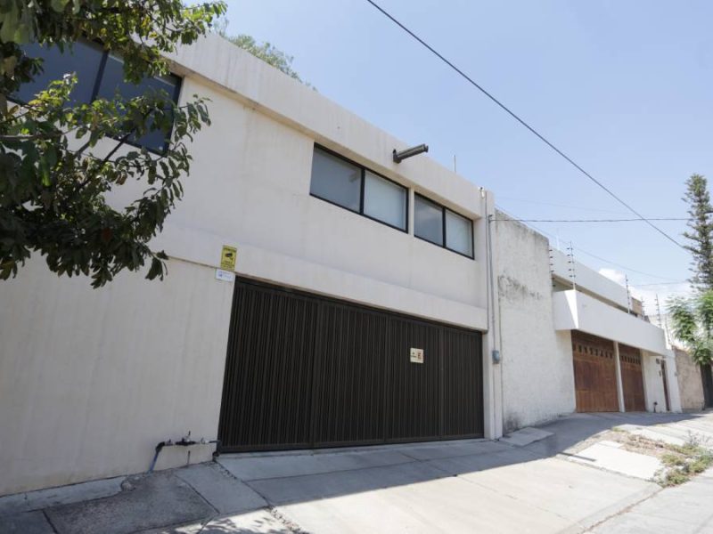 Office and Publicity: Cinco claves para entender la empresa fachada contratada en León