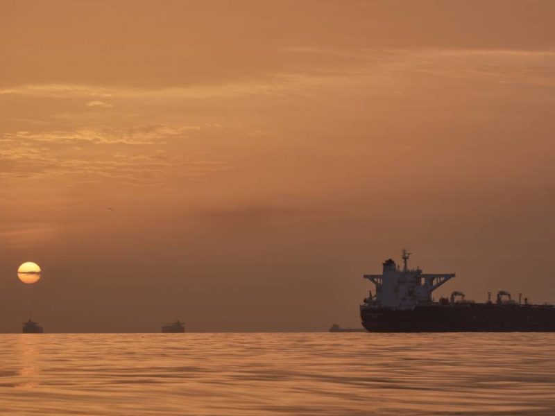 Estados Unidos intercepta buque en estrecho de Ormuz y pone en vilo tregua con Irán