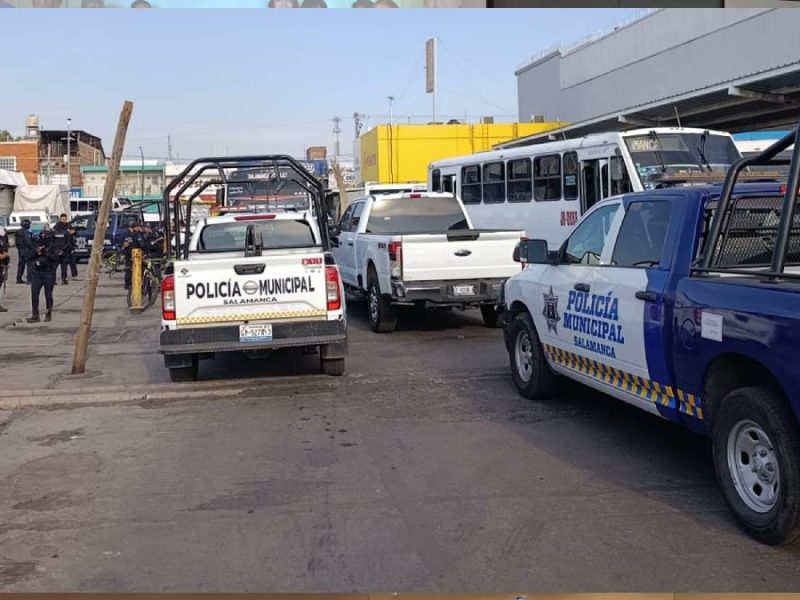 Balean a dos hombre en Faja de Oro; intentan escapar en camión y uno muere en “la centralita”