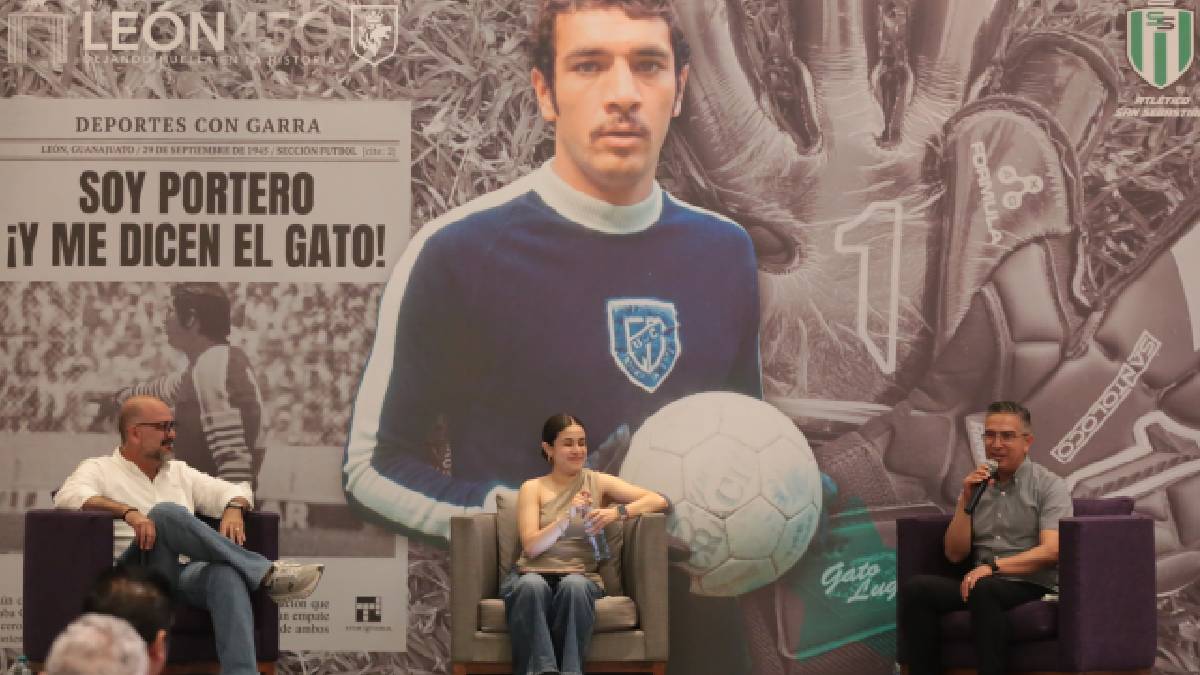 Presentan en León el libro "Soy Portero ¡Y me dicen el Gato!": un homenaje a la leyenda José Luis Lugo - Foto: Gerardo García.