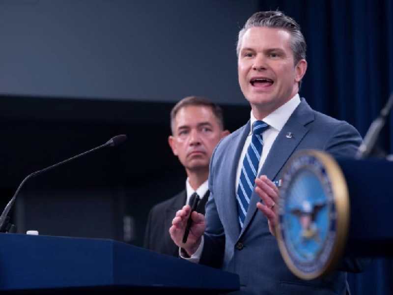 Secretario de Defensa de EU confunde la Biblia con diálogo de “Pulp Fiction”