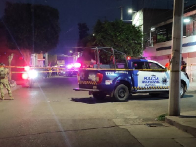 Asesinan a balazos a dos hombres que platicaban en la calle en la colonia Las Heras