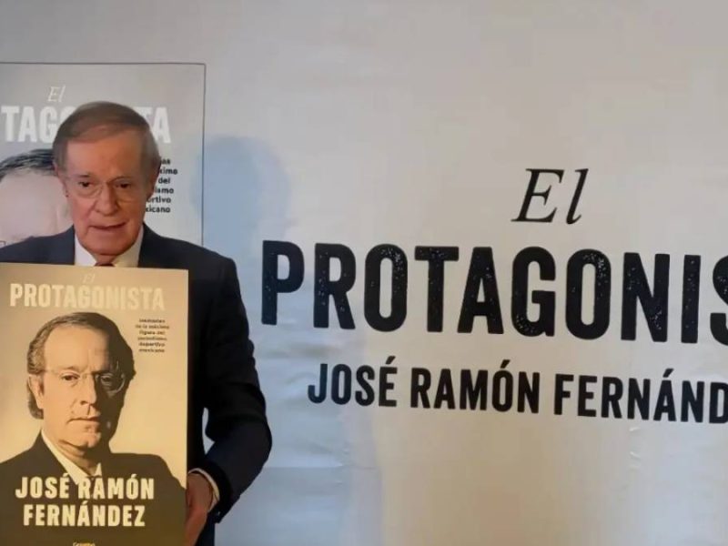 José Ramón Fernández presenta su libro ‘El Protagonista’ y aprovecha en lanzar dura critica a Televisa 