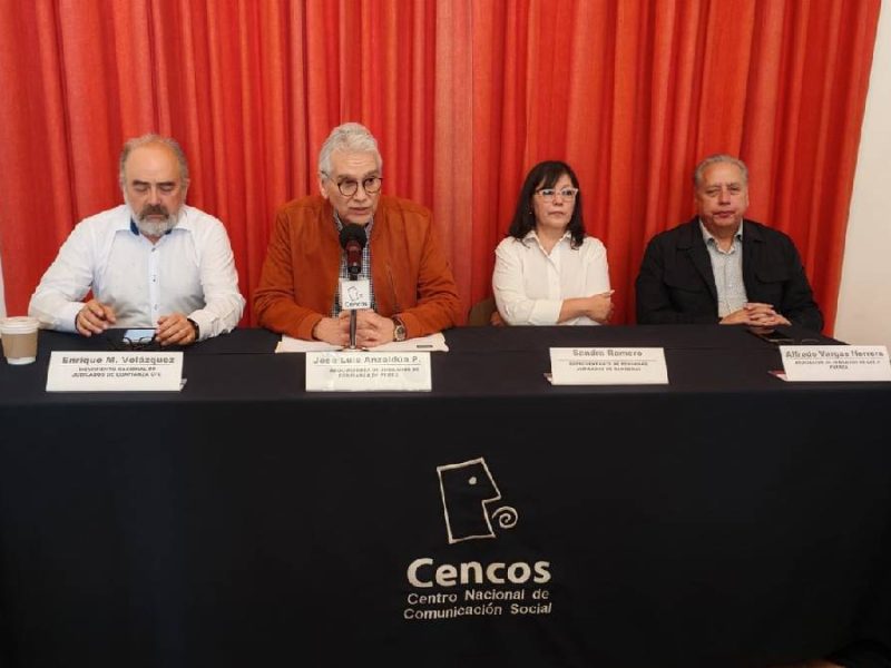 Crean jubilados frente contra pensiones; marchan este viernes al Senado para protestar por reducciones