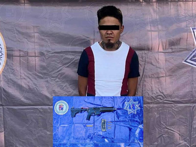 Intenta huir en León: Detienen a Óscar con arma de uso exclusivo del Ejército