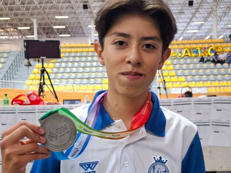 Luciano Reyes conquistó la primera medalla de plata para Guanajuato en ciclismo de pista