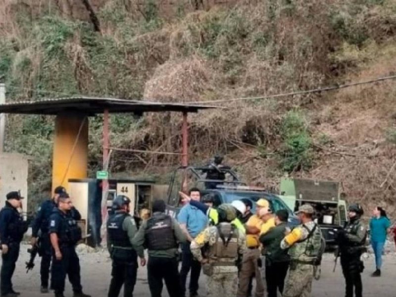 Modifican estrategia para rescatar a mineros atrapados en Sinaloa