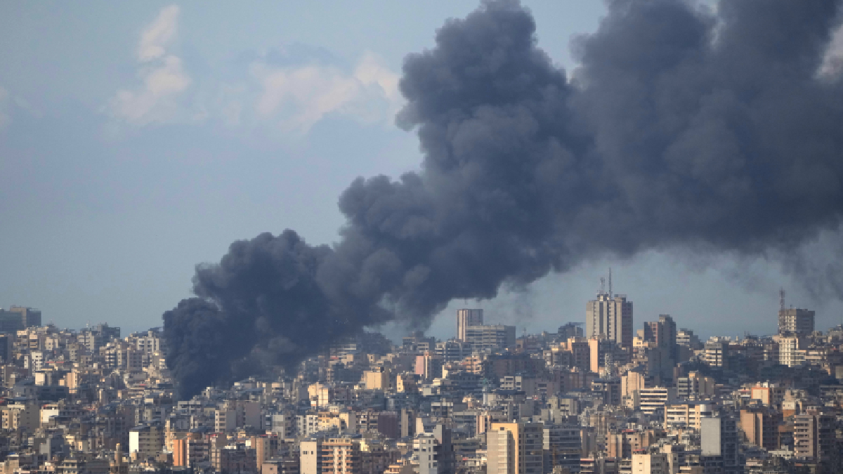 Israel bombardea Beirut