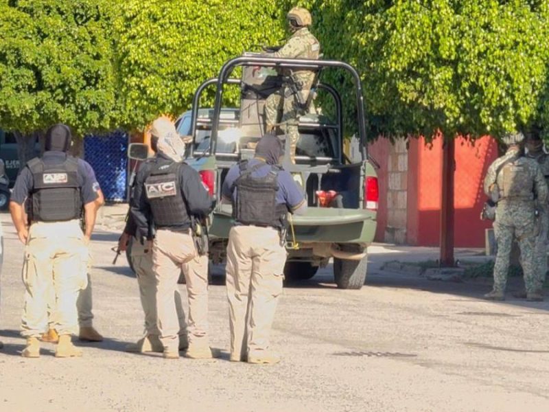 Caen ocho policías de Pénjamo en operativo sorpresa; sus armas estarían ligadas a ataques armados