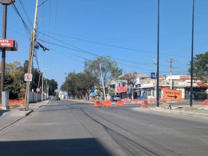 Sufren comercios de Paseo Altiplanicie; ventas caen 40% por obras en Villas de Irapuato