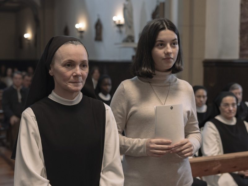 ‘Los Domingos’ llega a los cines con una mirada íntima y compleja sobre la fe