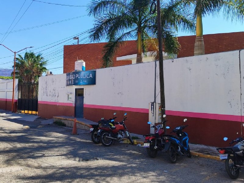 Se quedan en la cárcel los ocho policías de Pénjamo señalados de homicidio; otro, espera audiencia