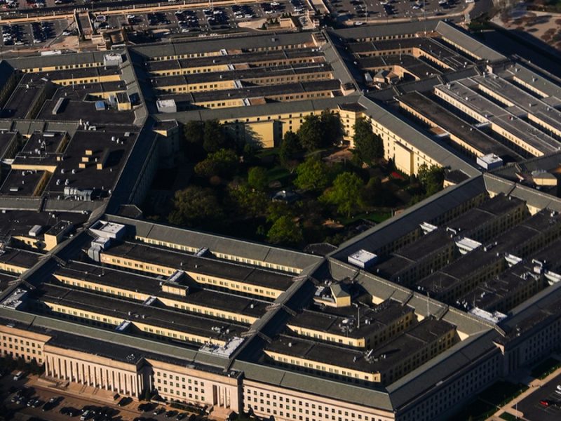 Interceptan fuerzas de EU buque sancionado por contrabandear crudo iraní en Asia