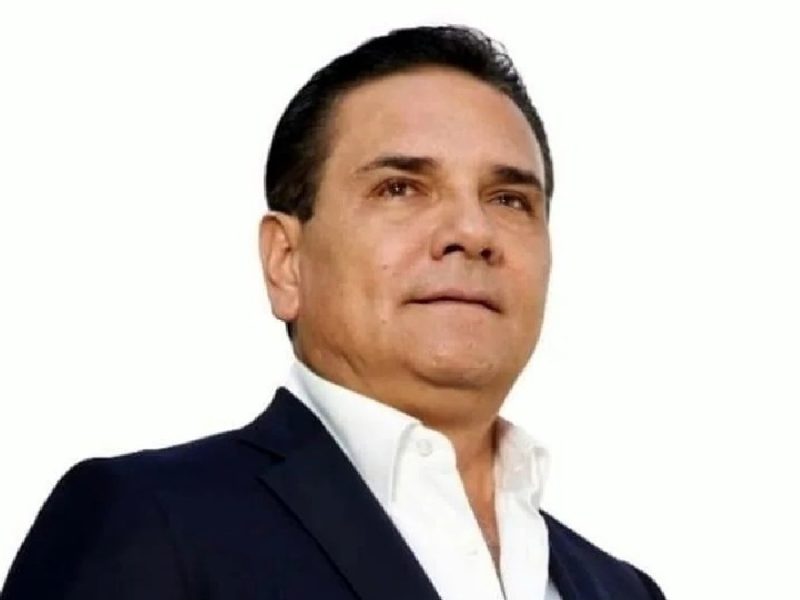 Confirma Sheinbaum ficha roja contra el gobernador de Michoacán, Silvano Aureoles