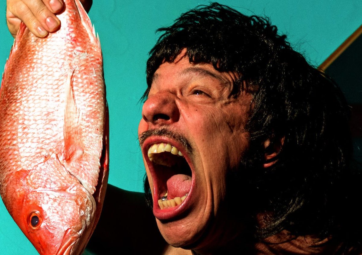 silverio en foro paruno en León estrena éxito