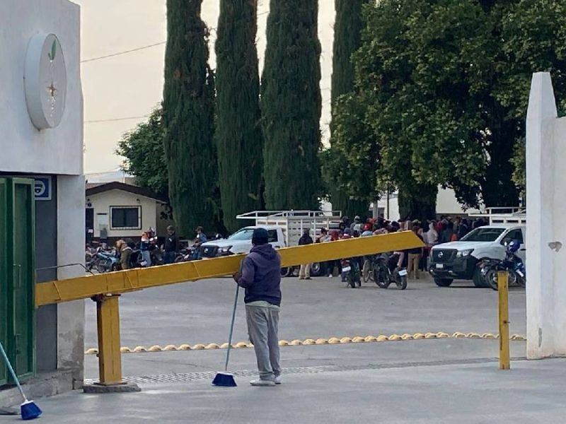 Protestan trabajadores de la empresa Agrícola Santo Domingo por falta de utilidades en San Francisco del Rincón