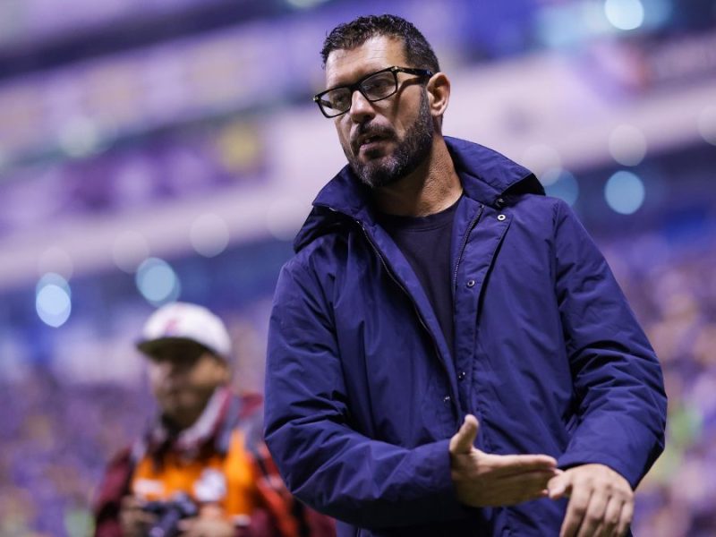 Albert Espigares deja el banquillo del Club Puebla, luego de sólo una temporada en el club