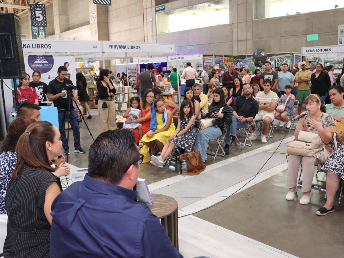 La Salle Bajío presente en la FENAL 2026