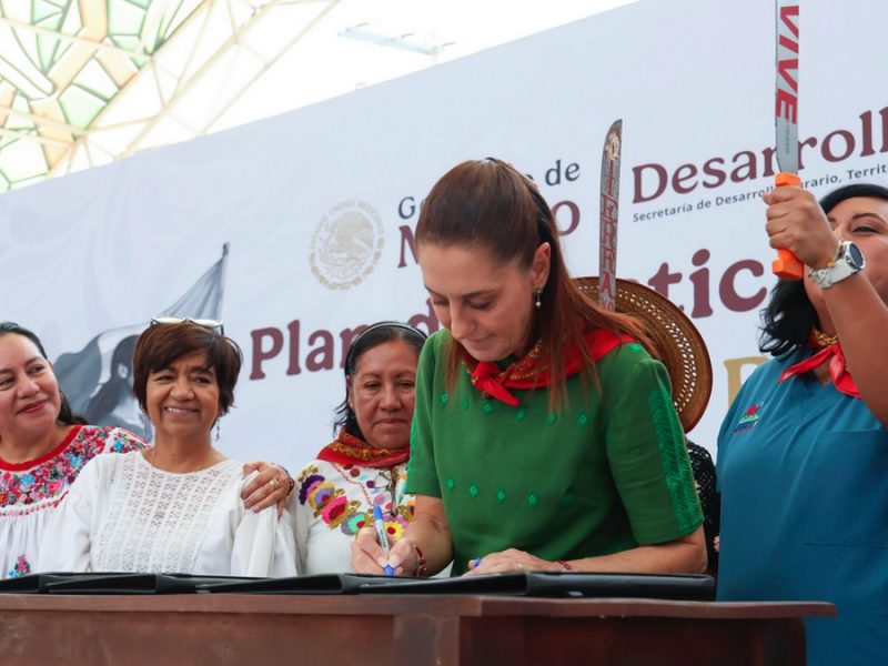 Claudia Sheinbaum atenco