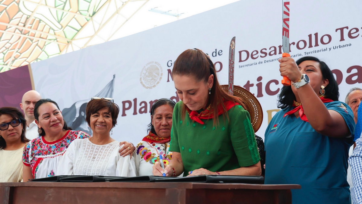 Claudia Sheinbaum atenco