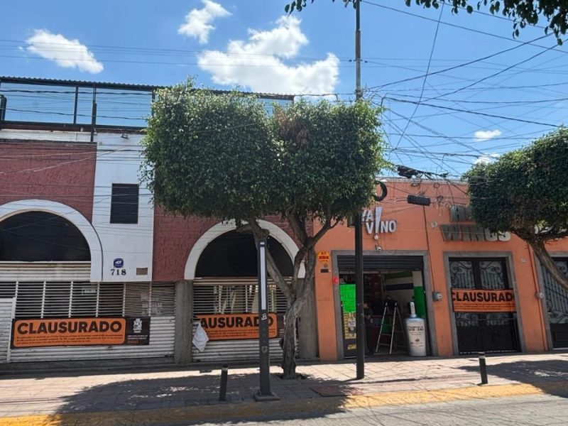 Clausuran 11 negocios en la calle Madero en León por falta de permisos de uso de suelo
