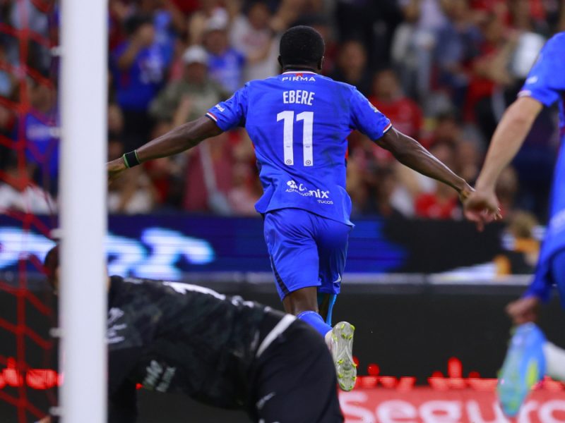 Atlas reacciona, pero Cruz Azul se lleva el triunfo con doblete de Christian Ebere