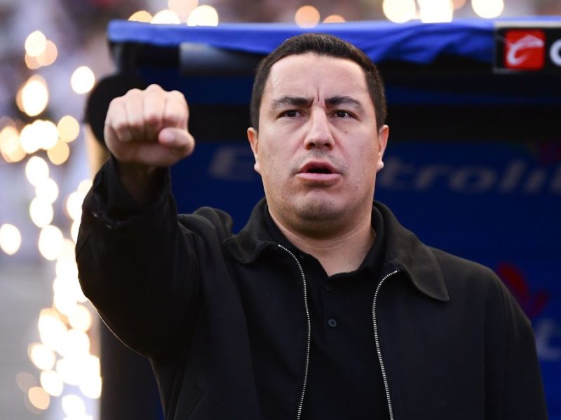 Agente de Efraín Juárez asegura su permanencia en Pumas: “No se va”