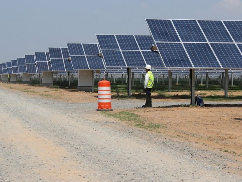 Inyectarán 1,821 millones de dólares en Guanajuato para 12 proyectos de energía renovable