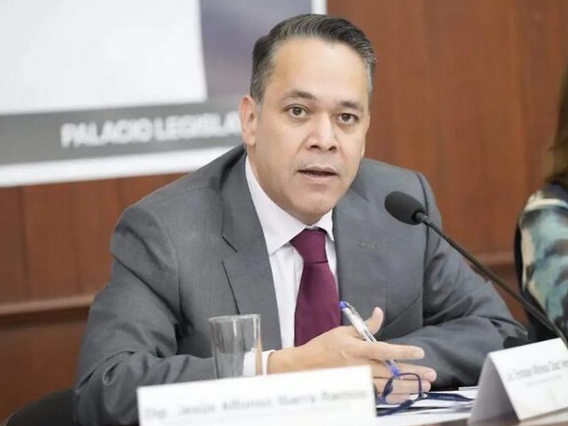 Aumenta tesorero de Rubén Rocha su fortuna en tres años al sumar 10 propiedades