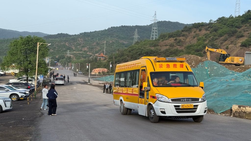 Trágico accidente en mina deja al menos 82 trabajadores muertos en provincia de China