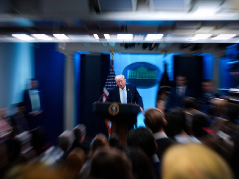Gobierno de Trump oscila entre la tregua y nuevas amenazas de guerra