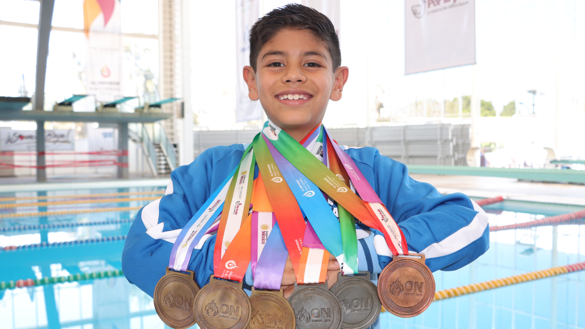 Iker Cruz fue el máximo ganador de medallas en clavados.