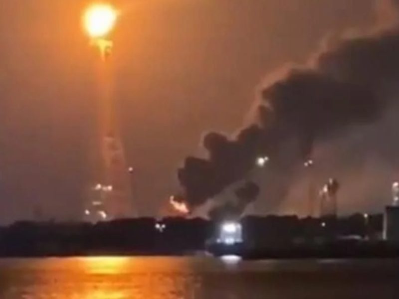 ¿Oootro incendio? Alarman llamaradas en Dos Bocas al iniciar nueva dirección en Pemex